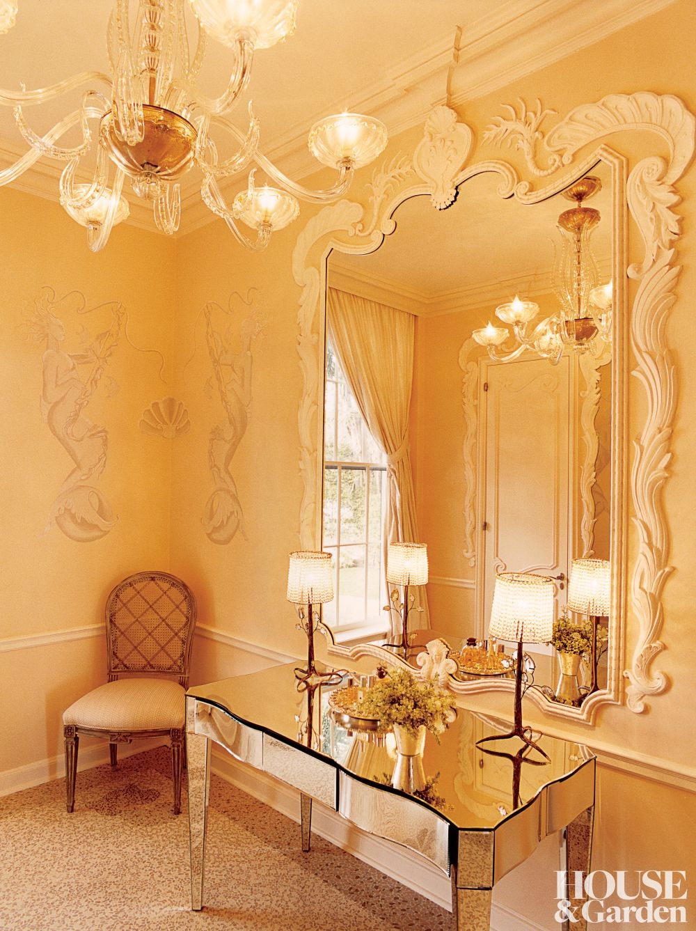 traditional-bathroom-bunny-williams-inc-palm-beach-florida-200603_1000-watermarked