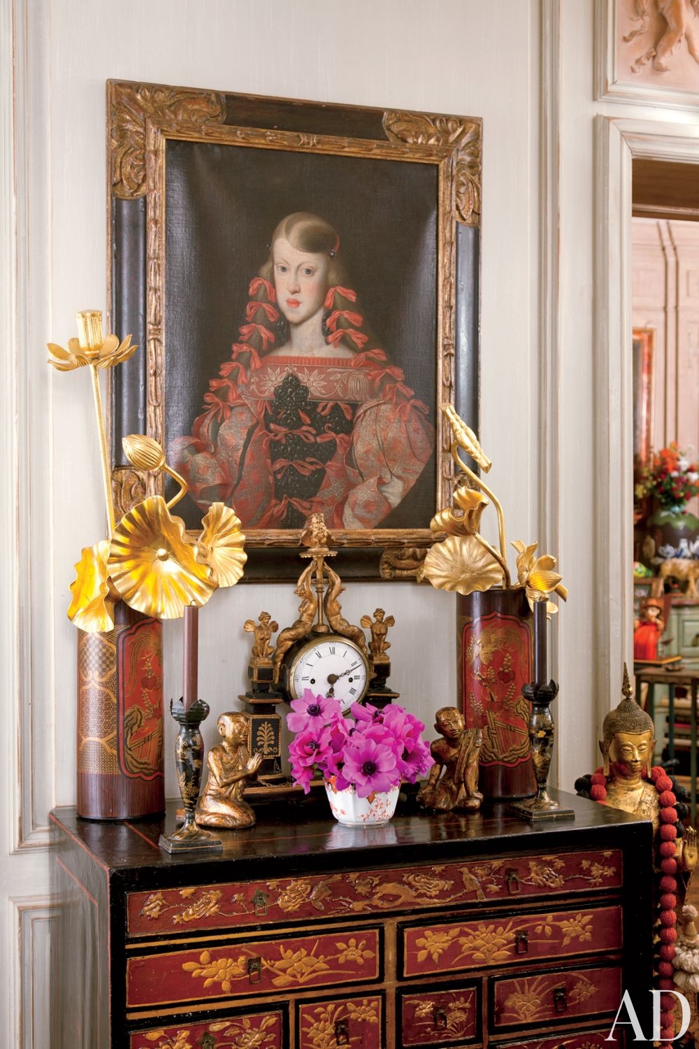 traditional-staircase-hallway-iris-apfel-new-york-new-york-201106-4_1000-watermarked