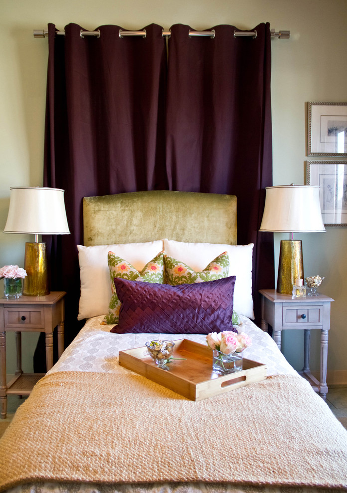 erika beirman decorating gold lamps bedroom bed vlevet headboard purple curtain