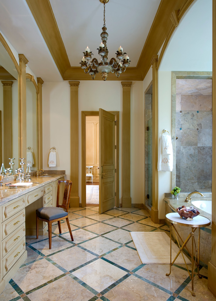 traditional-Bathroom