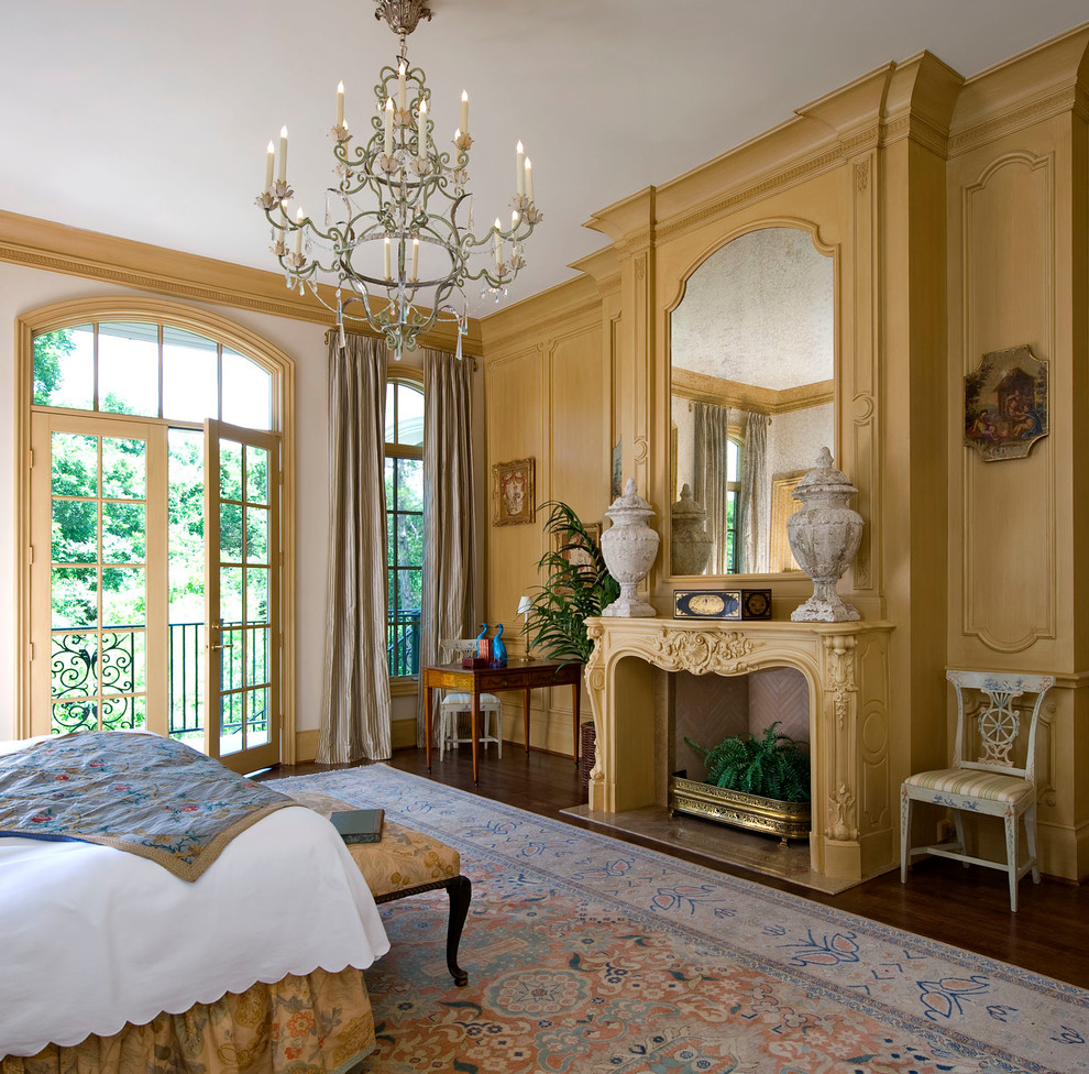 traditional-Bedroom