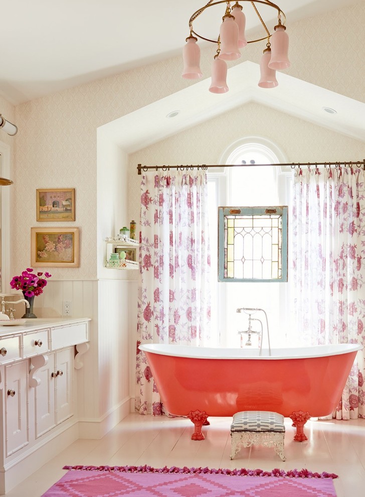 beach-style-bathroom