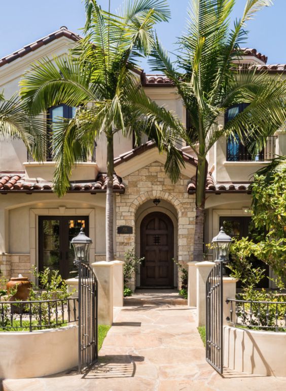 mediterranean roofing decor