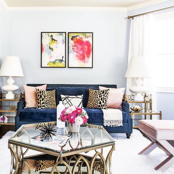 colorful-living-room-artwork-ideas-glam-leopard-glamorous